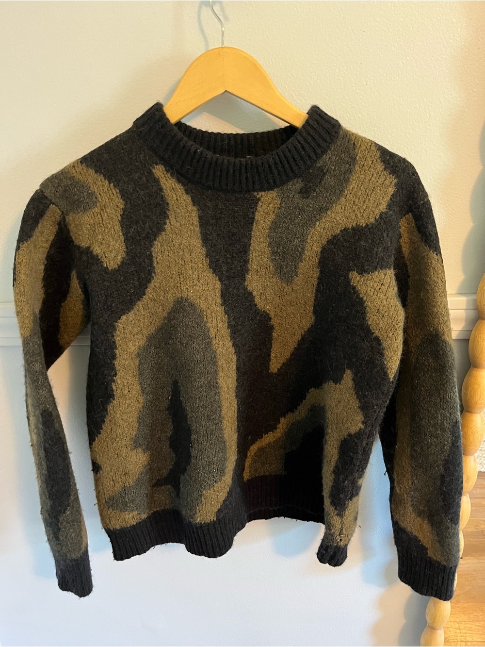 Women’s Patterned Crewneck Sweater